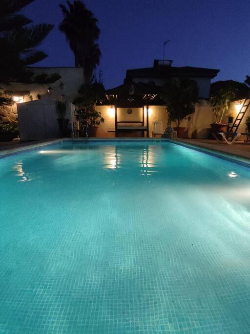 Chalet Con Capacidad Para 8 Personas Chiclana de la Frontera Esterno foto