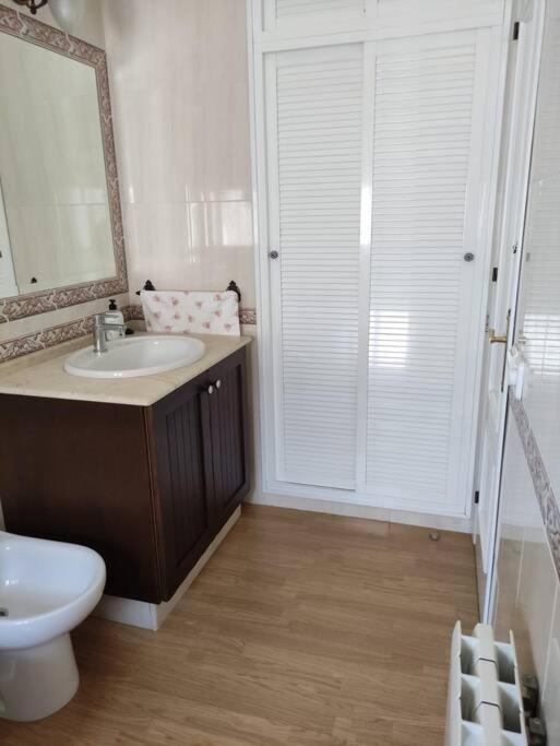 Chalet Con Capacidad Para 8 Personas Chiclana de la Frontera Esterno foto